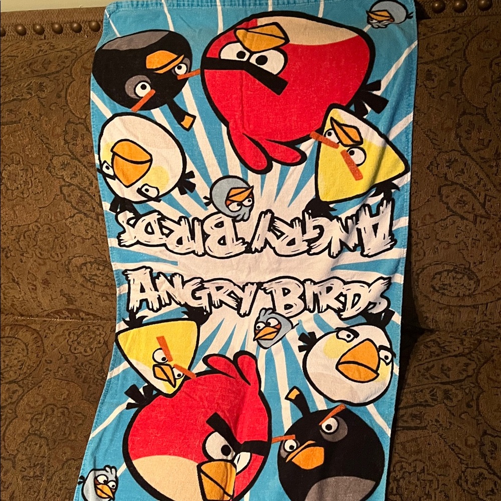 😄Angry Birds beach towel